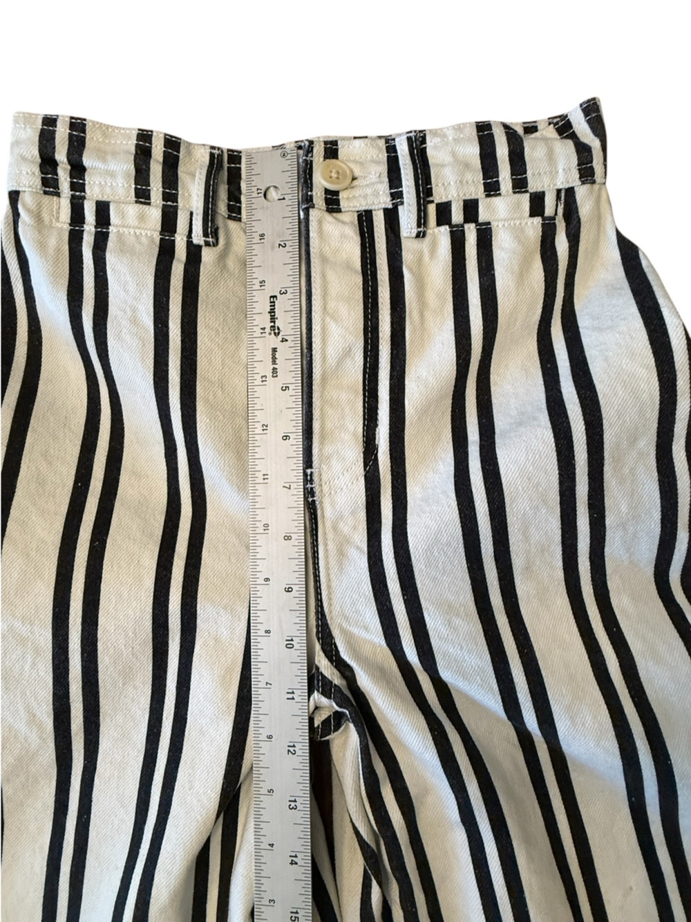 Reformation Logan Ultra High Rise Wide Leg Jeans Size 25 Black White Stripe - Picture 13 of 15